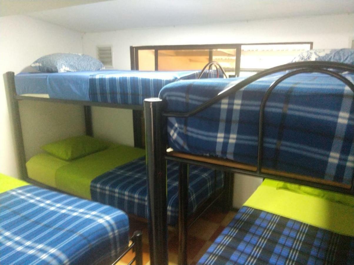 Casa Blanca Hostel Medellín Eksteriør billede